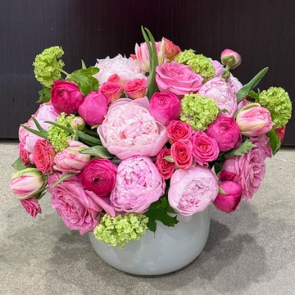 You're Making Me Blush – Grace Lakes Florist Inc., Naples FL