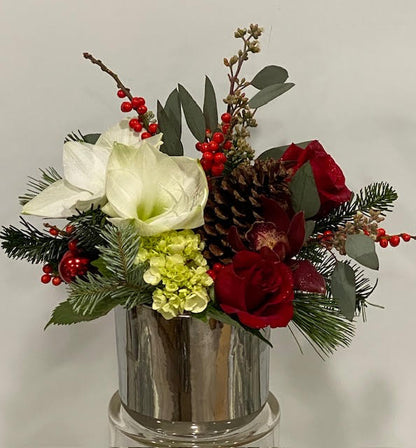 Christmas Berries –  Grace Lakes Florist Inc., Naples FL