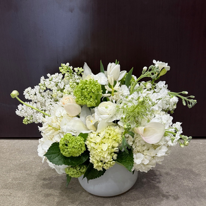 Classic Whites Deluxe –  Grace Lakes Florist Inc., Naples FL