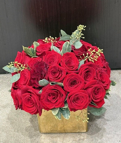Rich Ruby Sweetheart Deluxe –  Grace Lakes Florist Inc., Naples FL